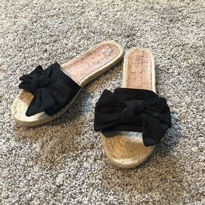 Junk Food x Disney espadrille bow slides sandals 7